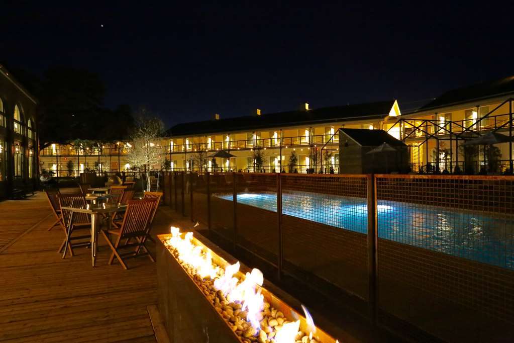 Cavalry Court, By Valencia Hotel Collection College Station Exterior photo