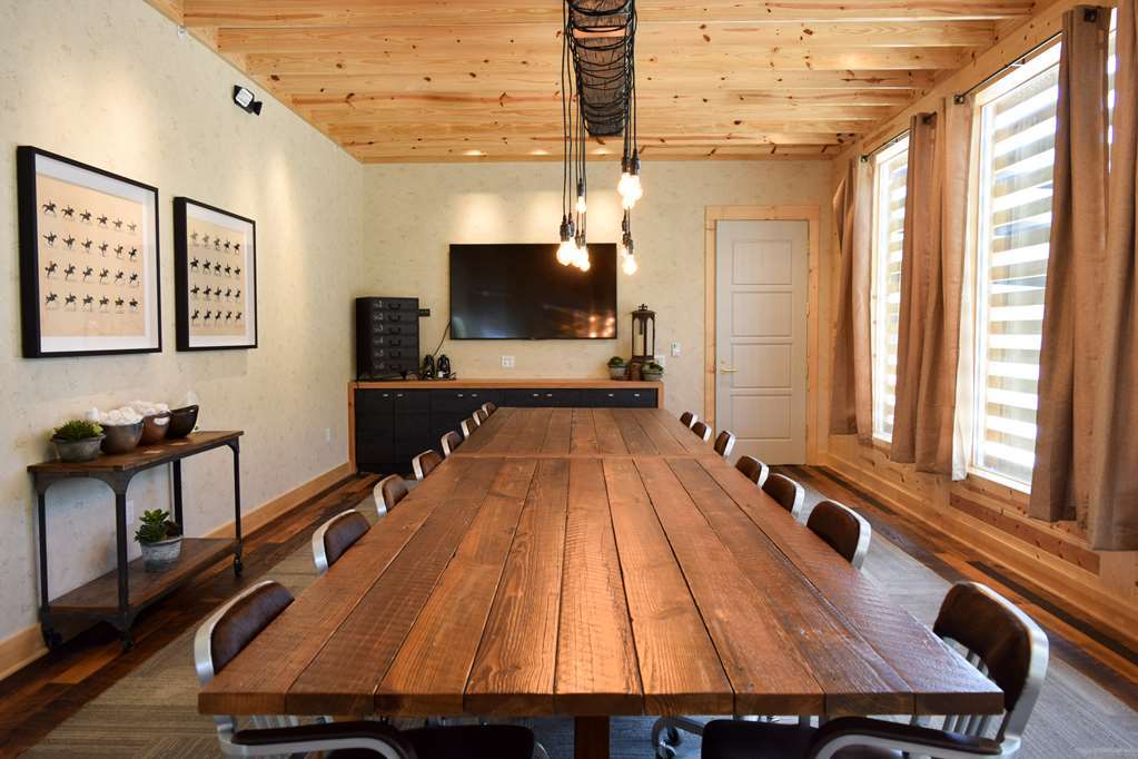 Cavalry Court, By Valencia Hotel Collection College Station Facilities photo